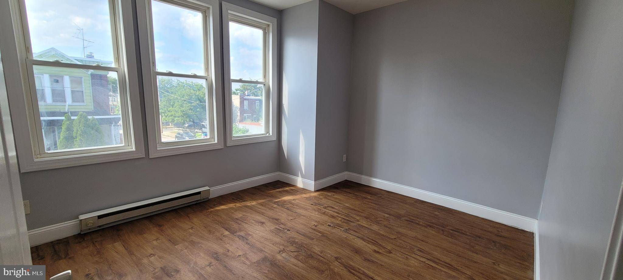 Philadelphia, PA 19142,6044 ALLMAN ST