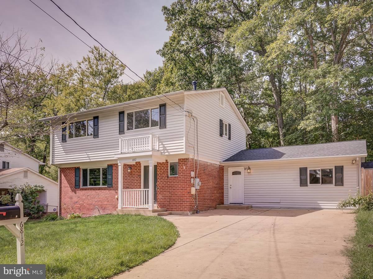 Springfield, VA 22152,6812 LANDOR LN