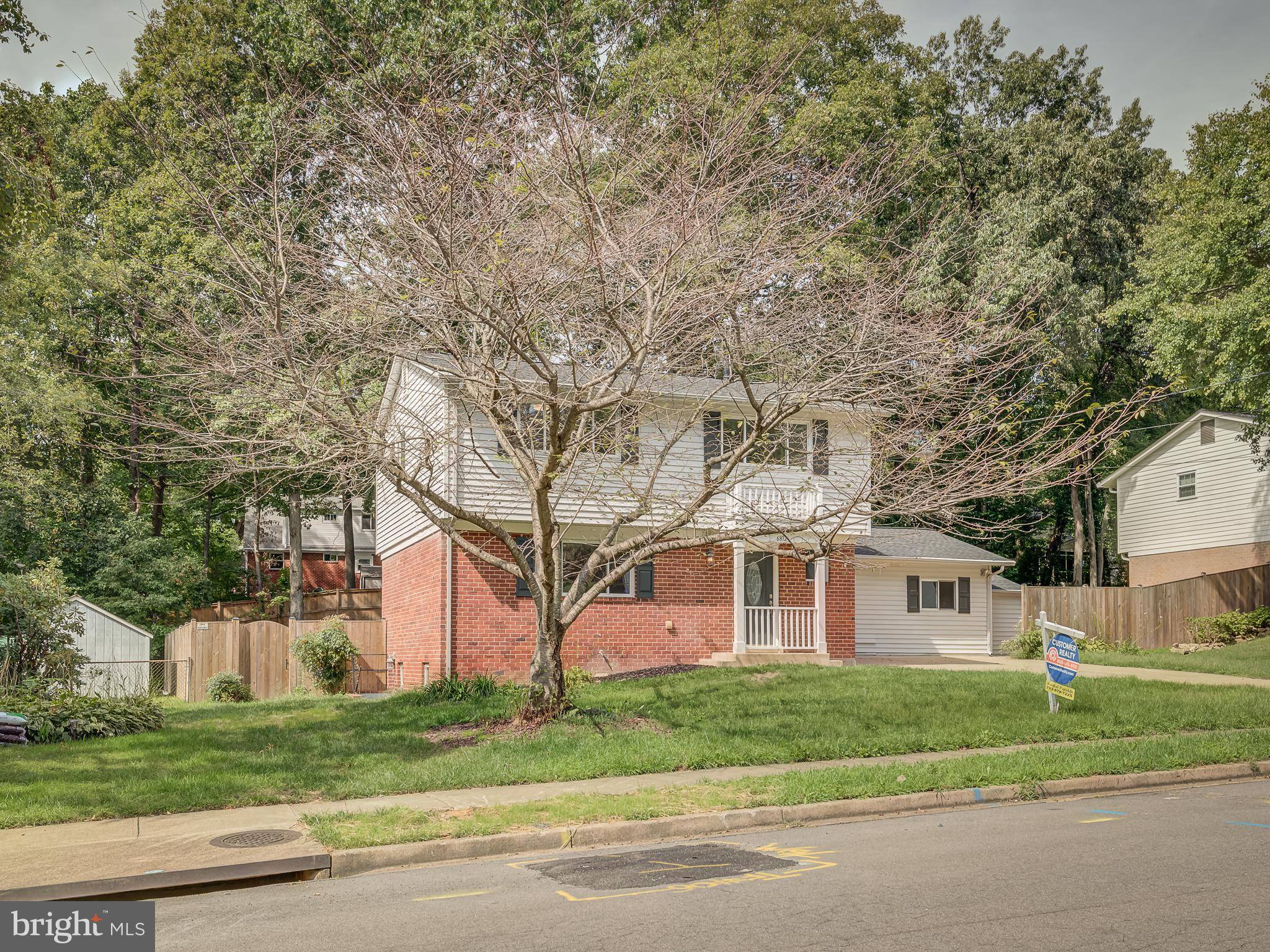 Springfield, VA 22152,6812 LANDOR LN