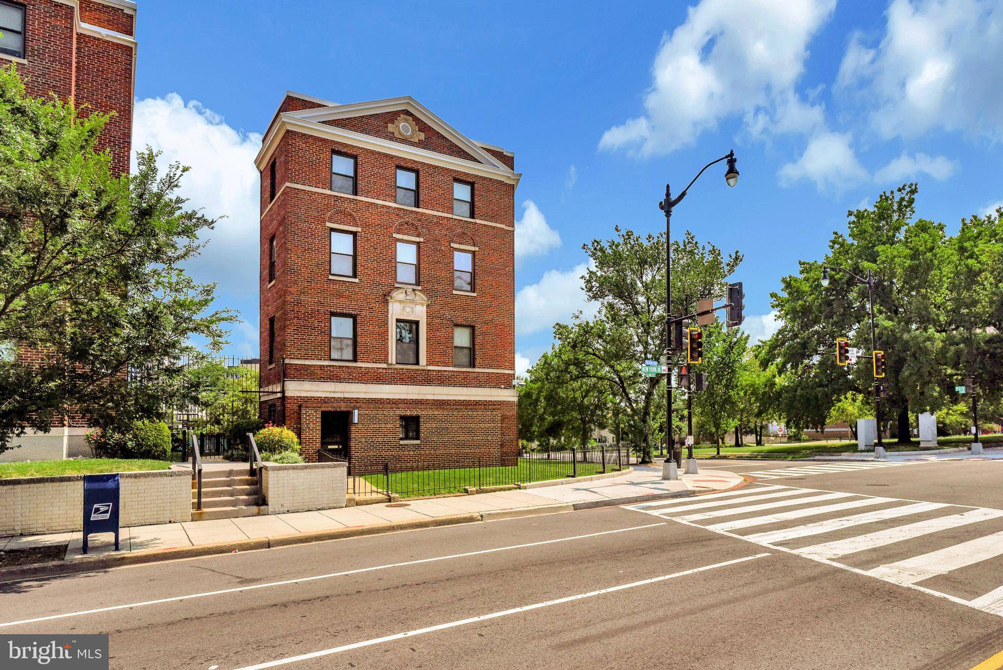 Washington, DC 20001,80 NEW YORK AVE NW #303