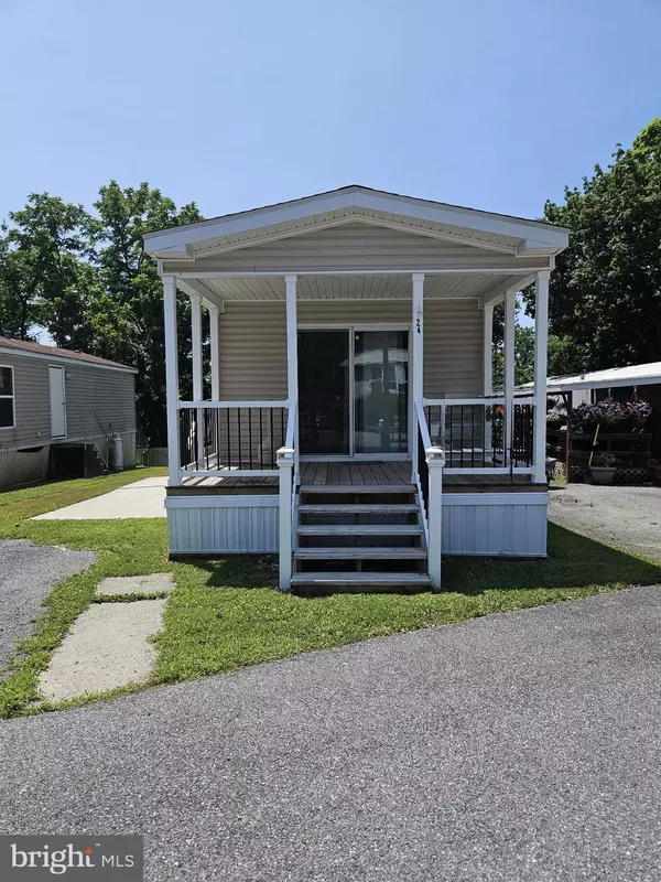 Annville, PA 17003,24 OLIVERS PARK DR