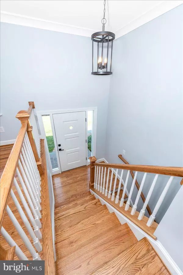 Temple Hills, MD 20748,5606 LANSING DR