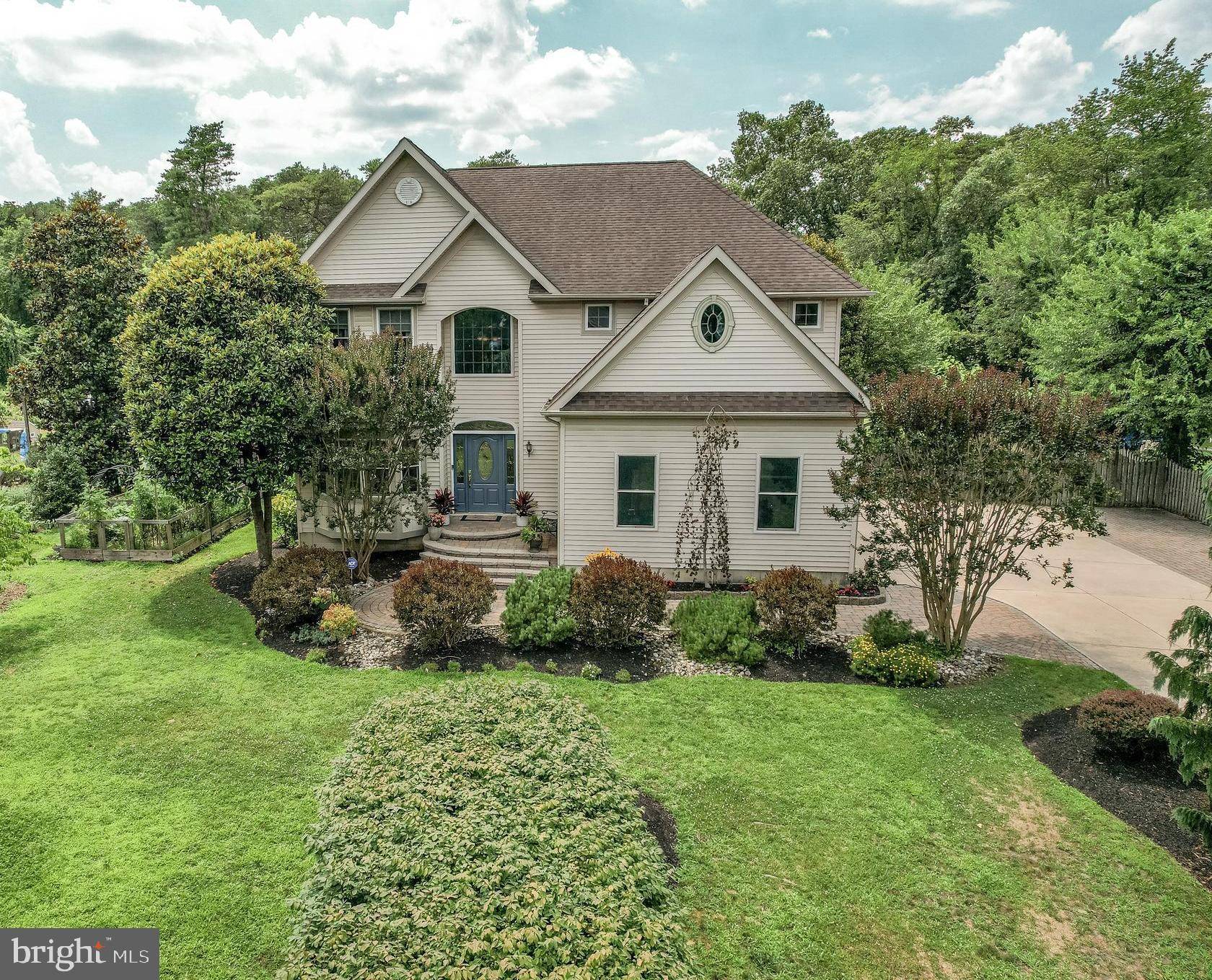 416--418 OAK AVE, West Berlin, NJ 08091