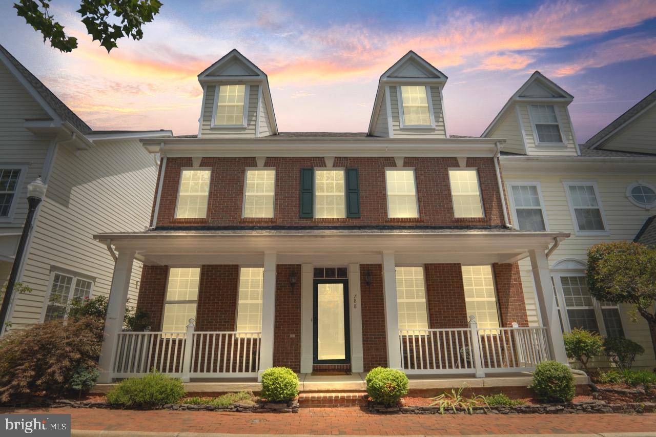 Woodbridge, VA 22191,788 MONUMENT AVE