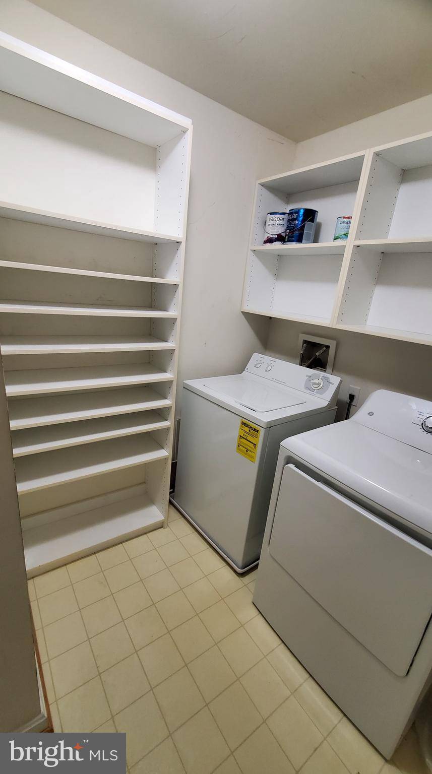 Germantown, MD 20874,18707 SPARKLING WATER DR #201