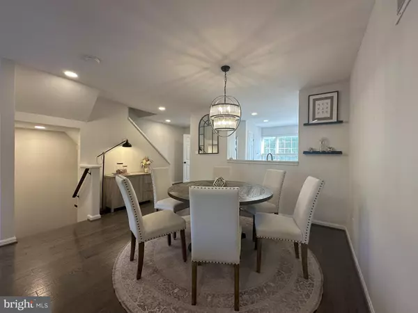 Clifton, VA 20124,13512 DARTER CT