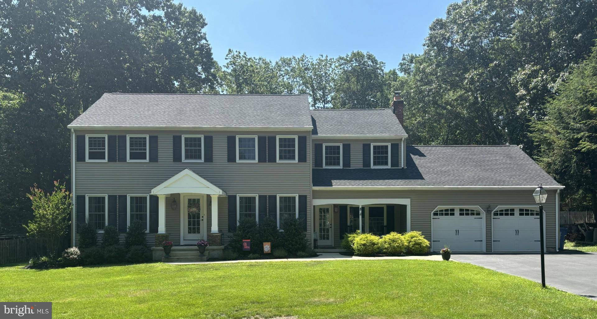 8 STONEHENGE DR, Medford, NJ 08055