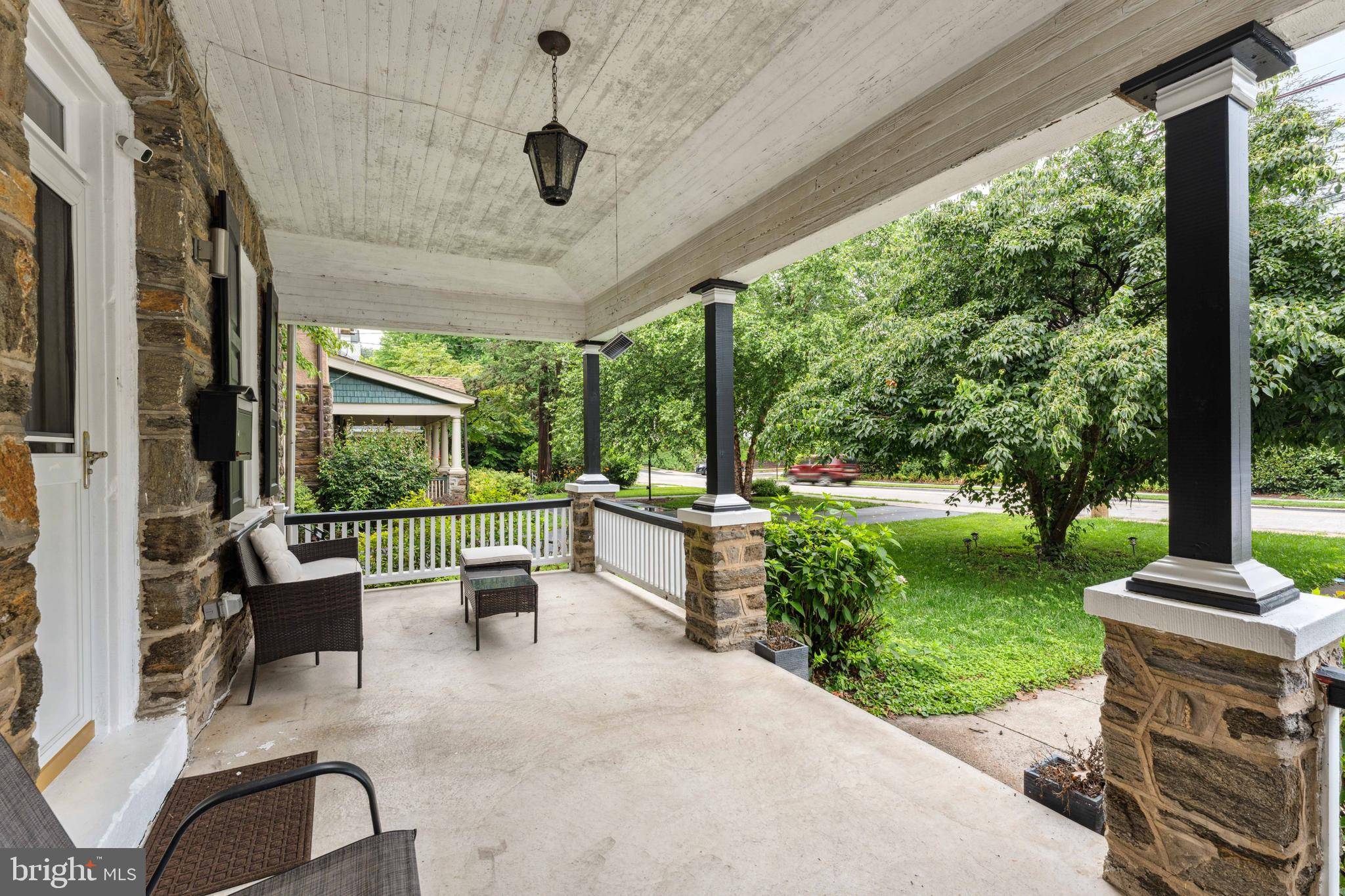 Jenkintown, PA 19046,123 TOWNSHIP LINE RD