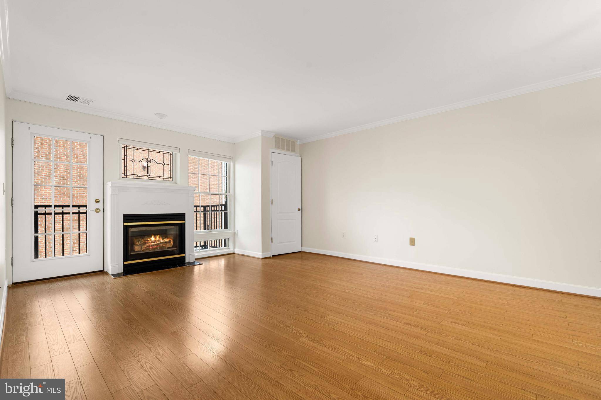 Arlington, VA 22213,6940 FAIRFAX DR #200