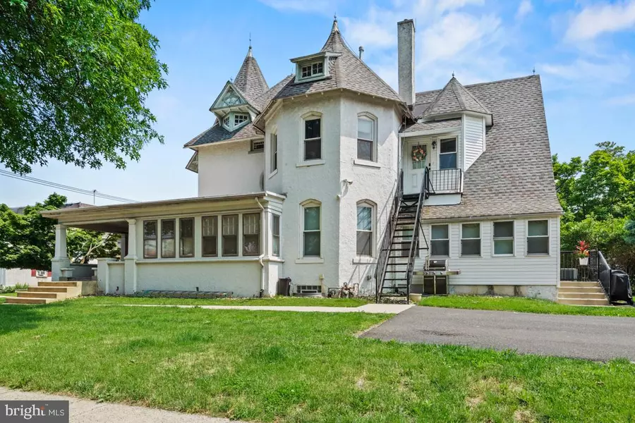 503 WALNUT ST, Lansdale, PA 19446
