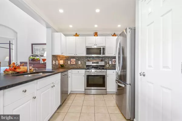 Gaithersburg, MD 20878,31 BOOTH ST #459