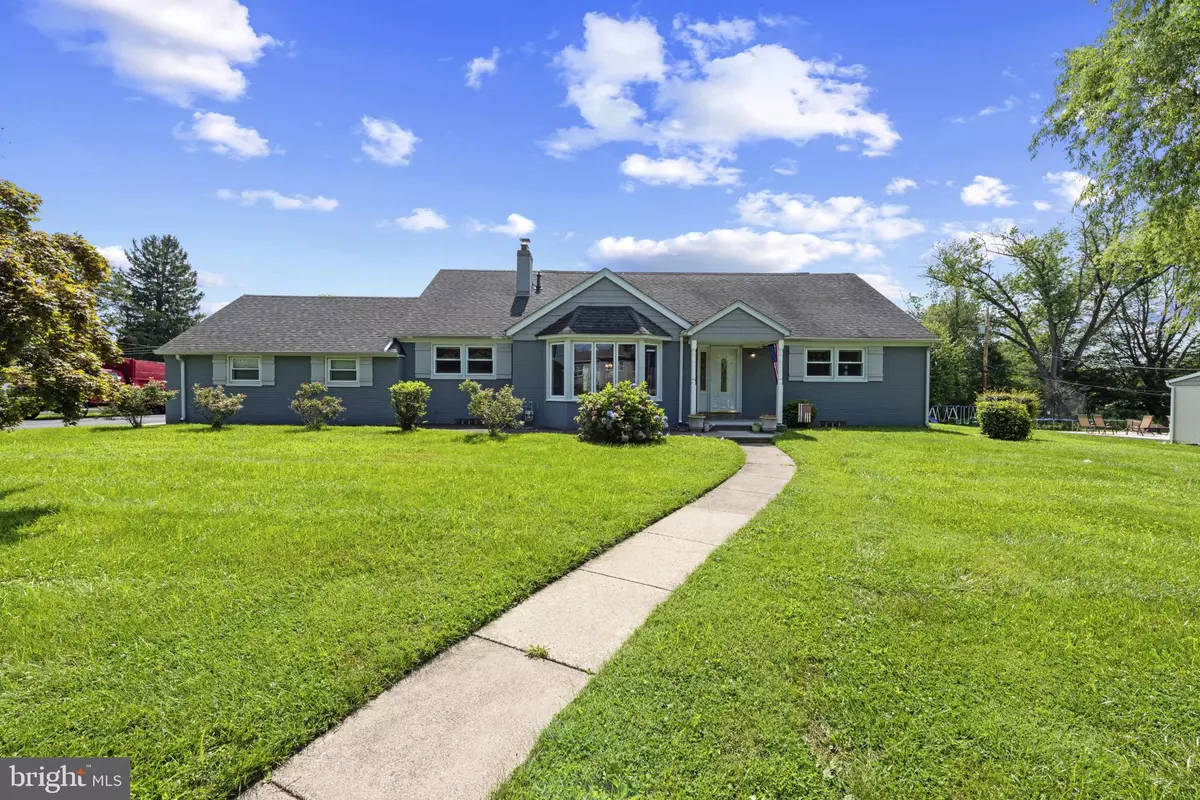 Huntingdon Valley, PA 19006,3897 BYRON RD