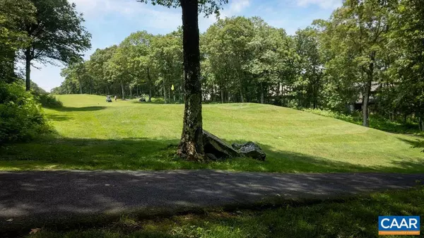 Wintergreen, VA 22967,314 EAST CATOCTIN DR