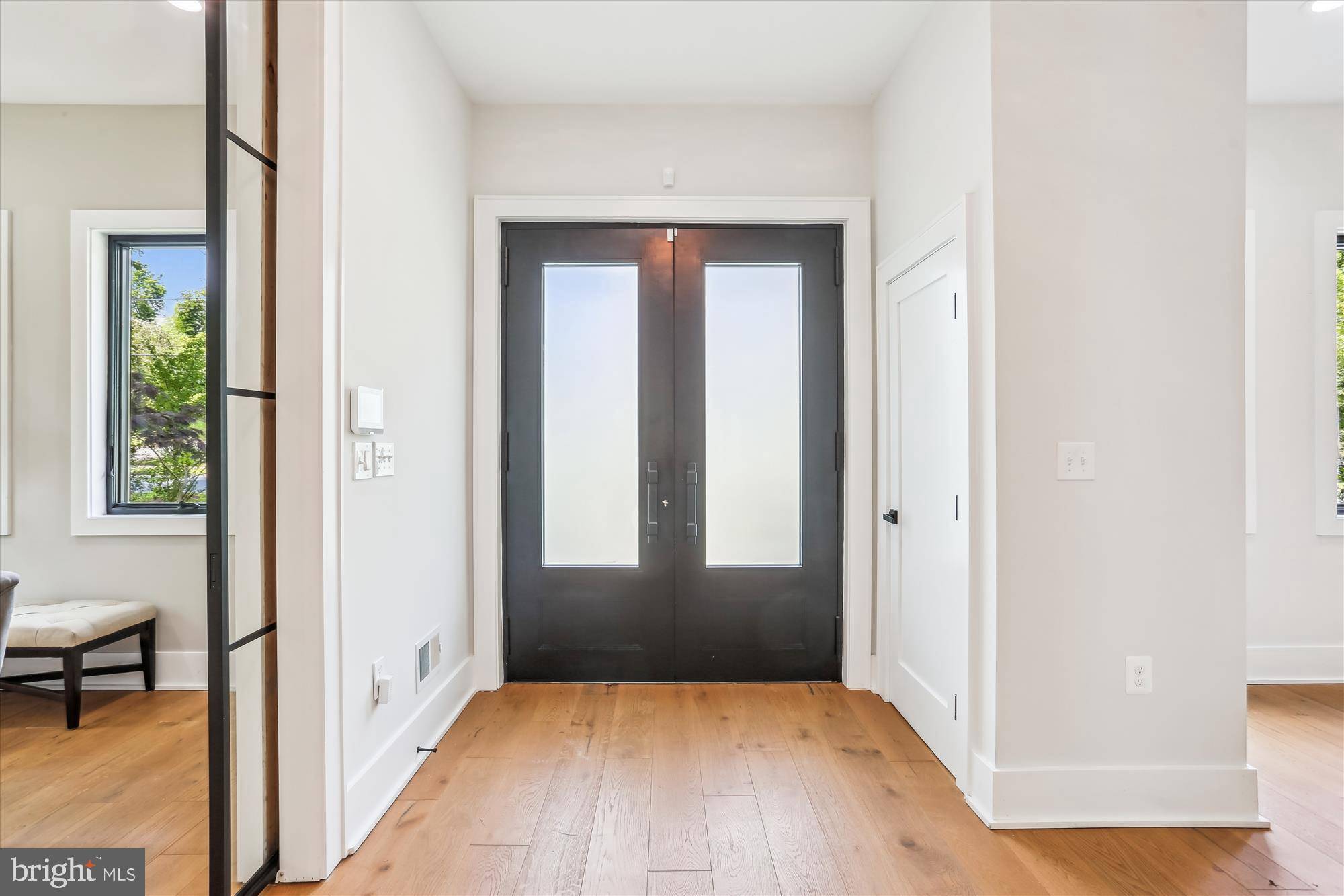Kensington, MD 20895,3904 DRESDEN ST