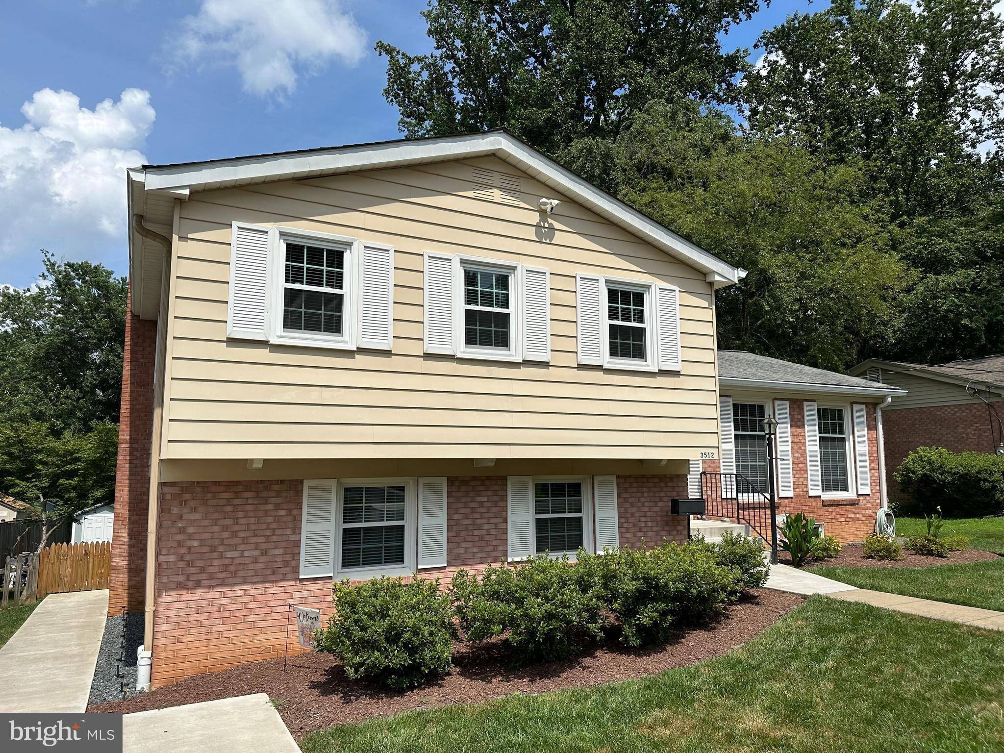 Fairfax, VA 22030,3512 QUEEN ANNE DR