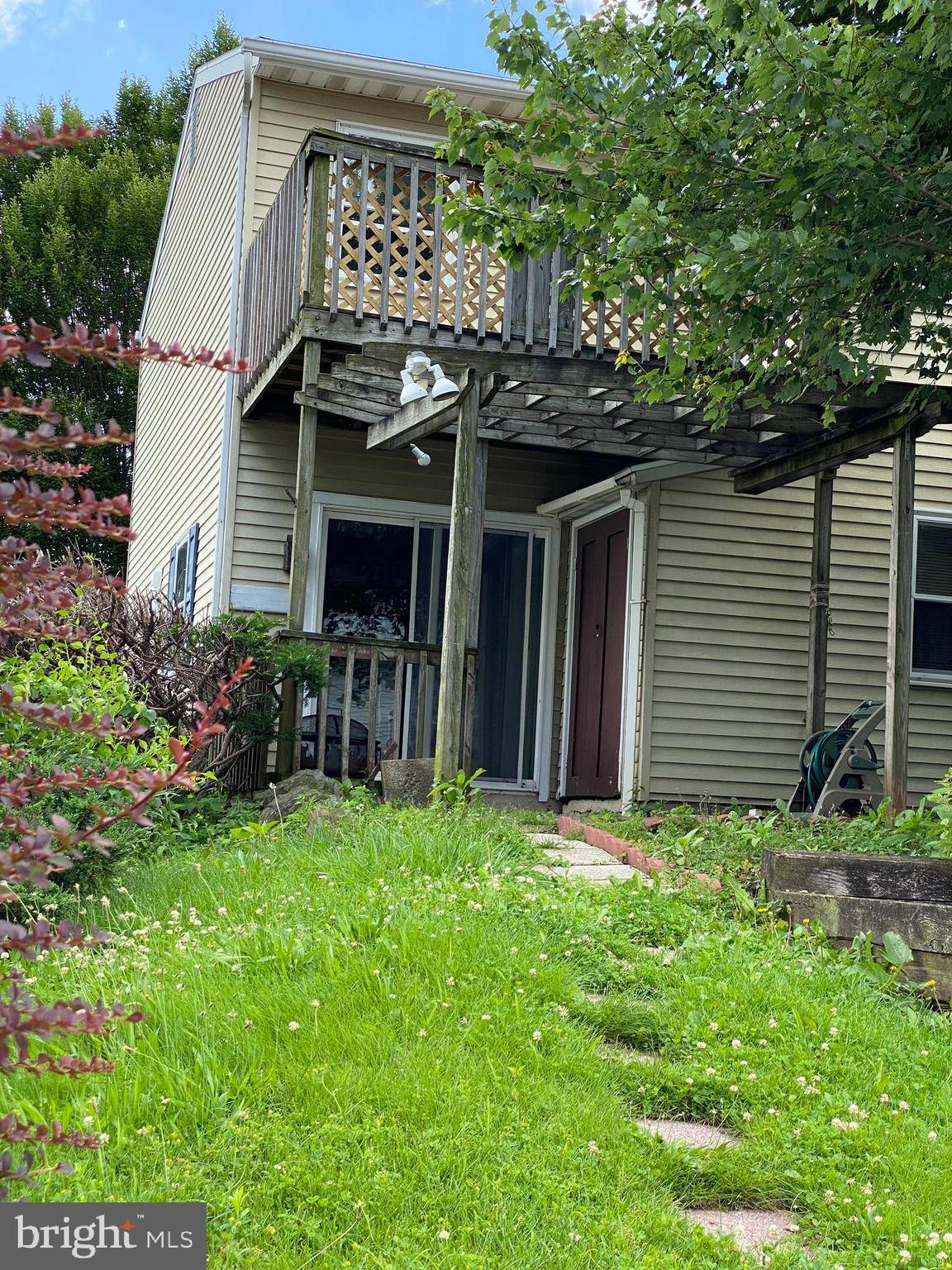 Lancaster, PA 17603,863 LUCILLA CT
