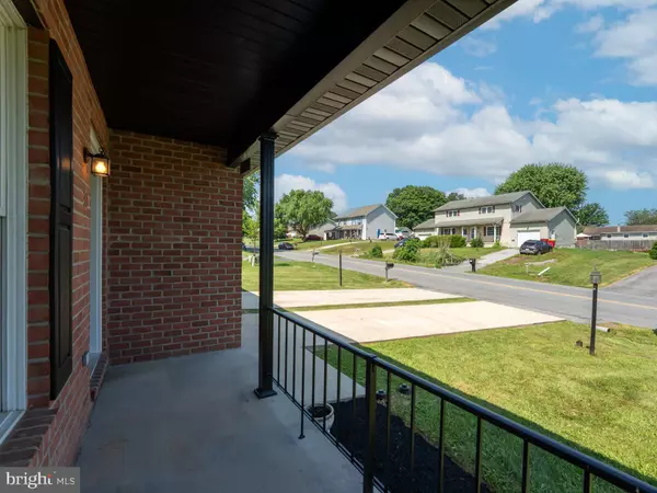 Shippensburg, PA 17257,33 LARCH DR