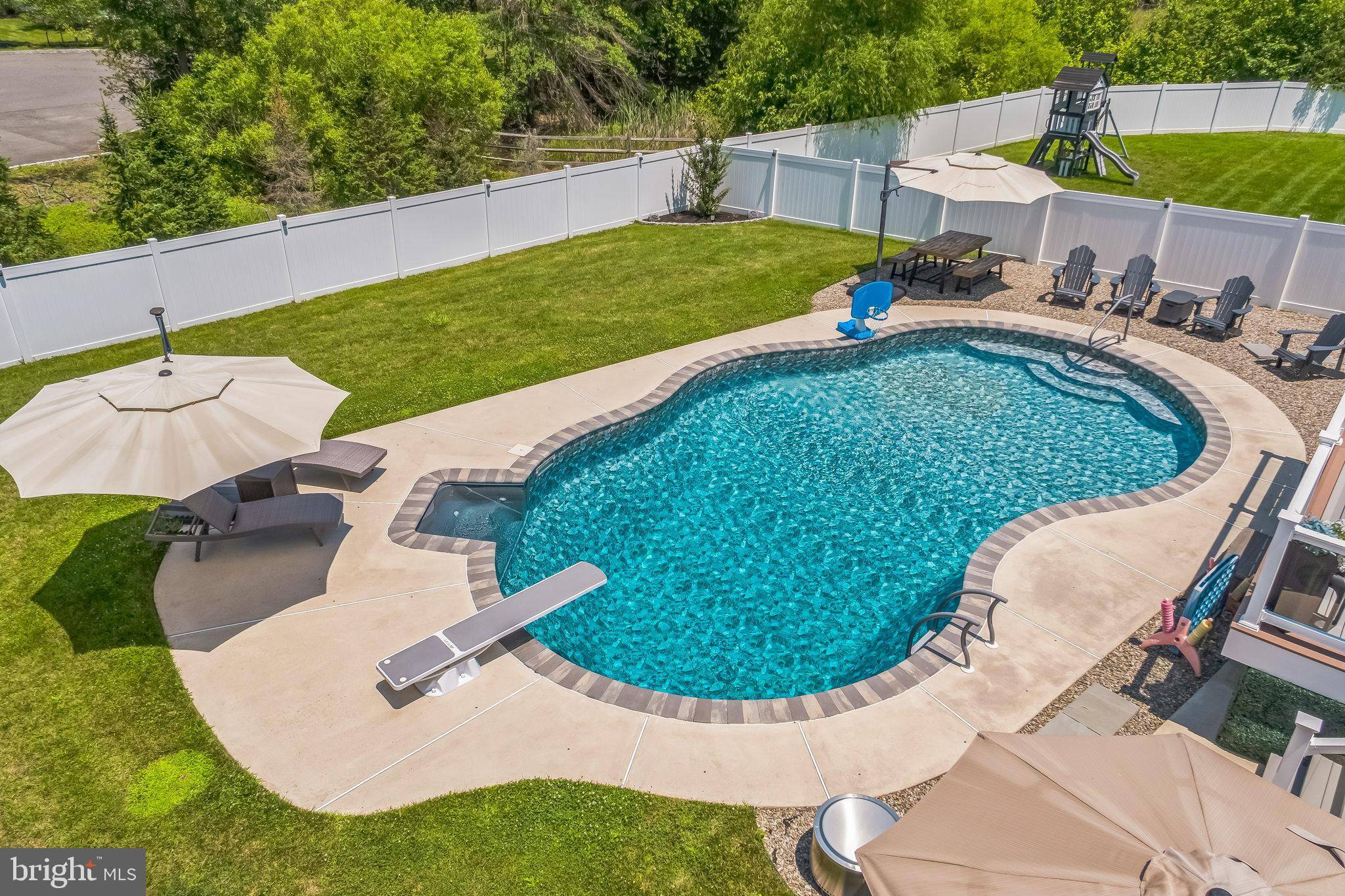 Marlton, NJ 08053,12 AISLING WAY