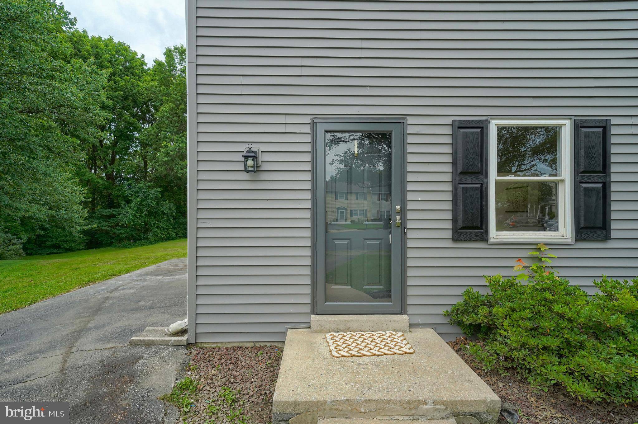 Lancaster, PA 17602,454 COREOPSIS DR