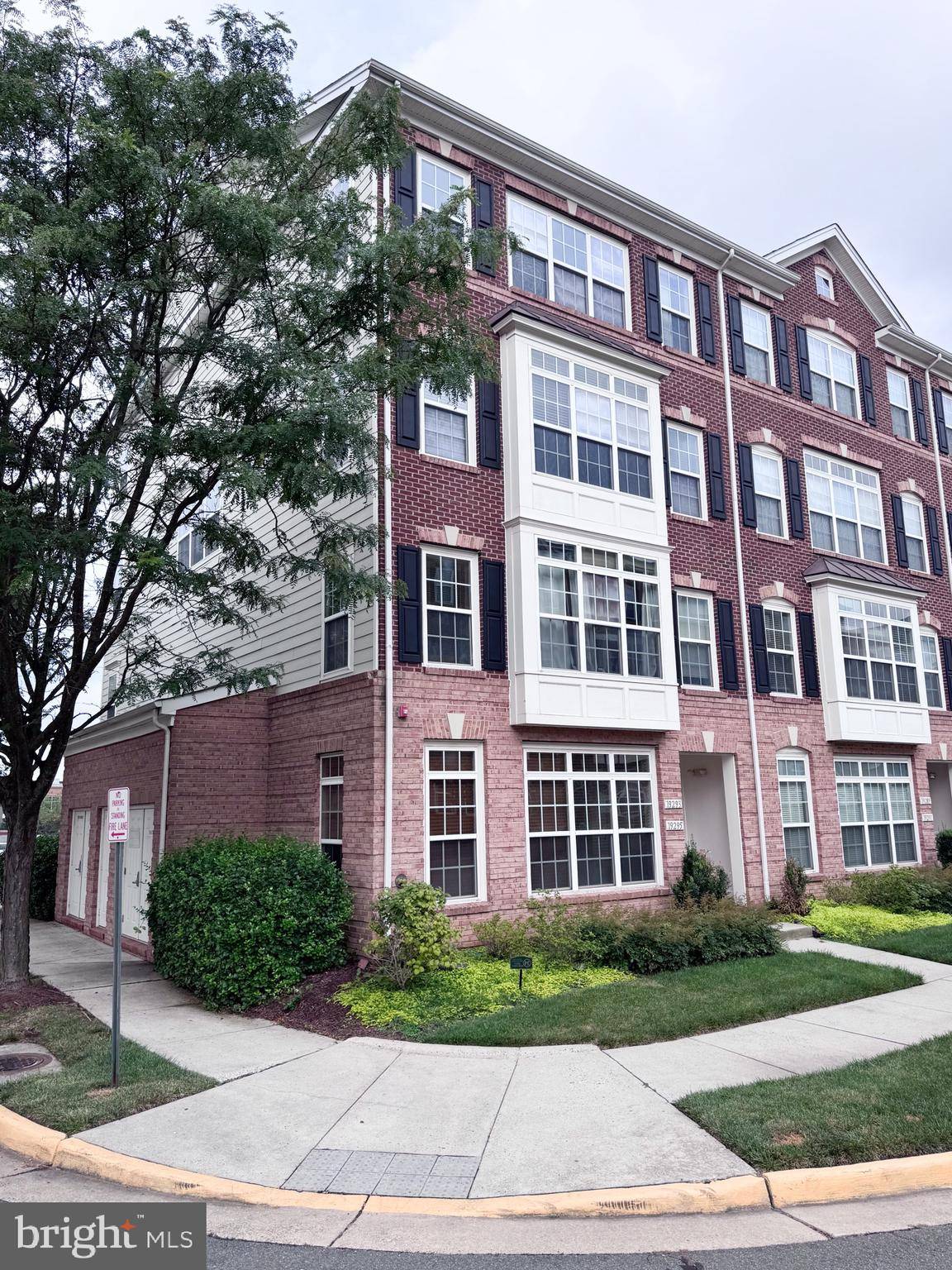 Leesburg, VA 20176,19295 HARLOW SQ