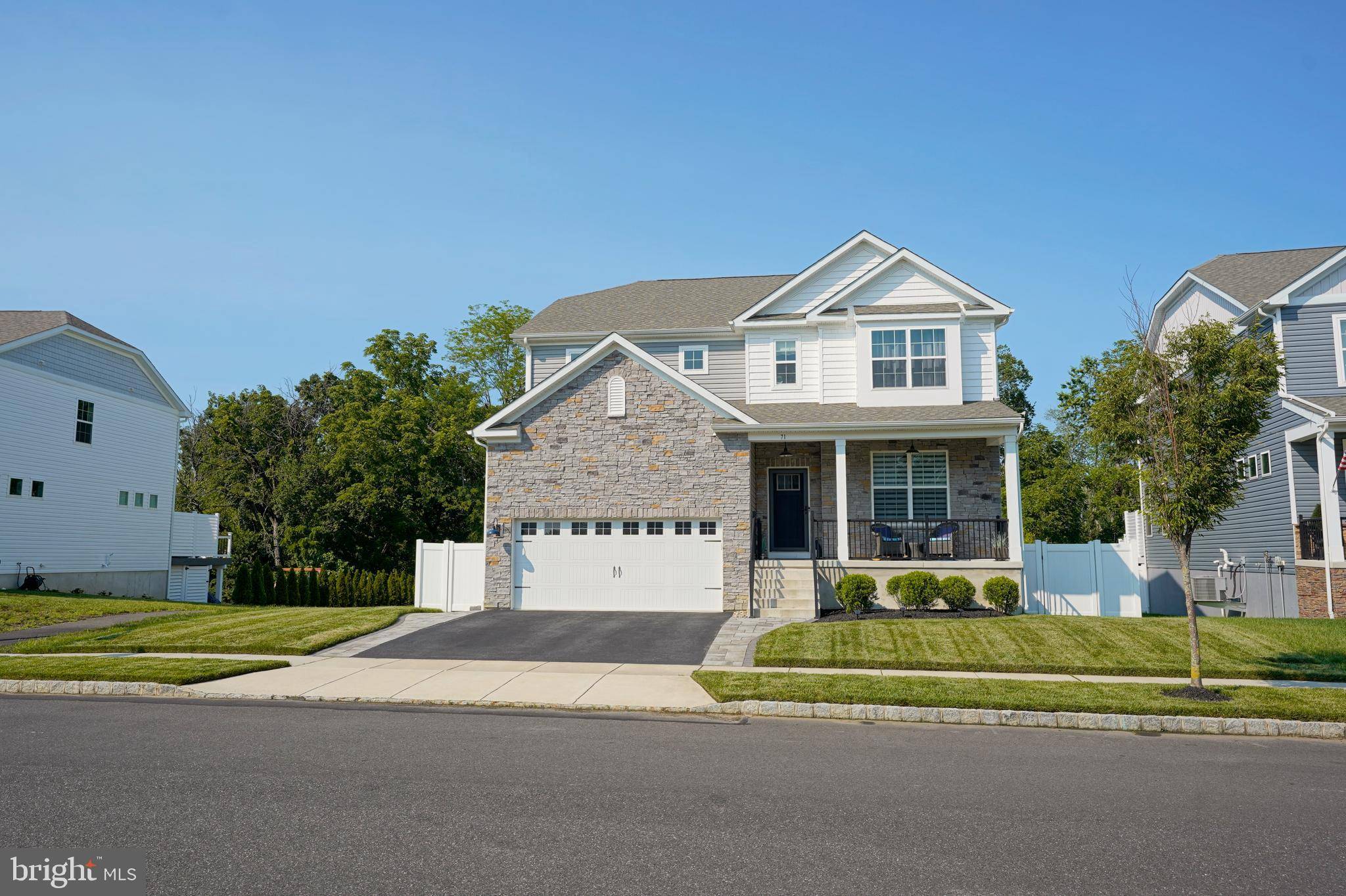 71 WESTMONT DR, Medford, NJ 08055