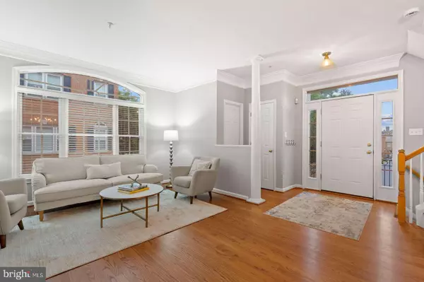Arlington, VA 22201,1158 N VERNON ST