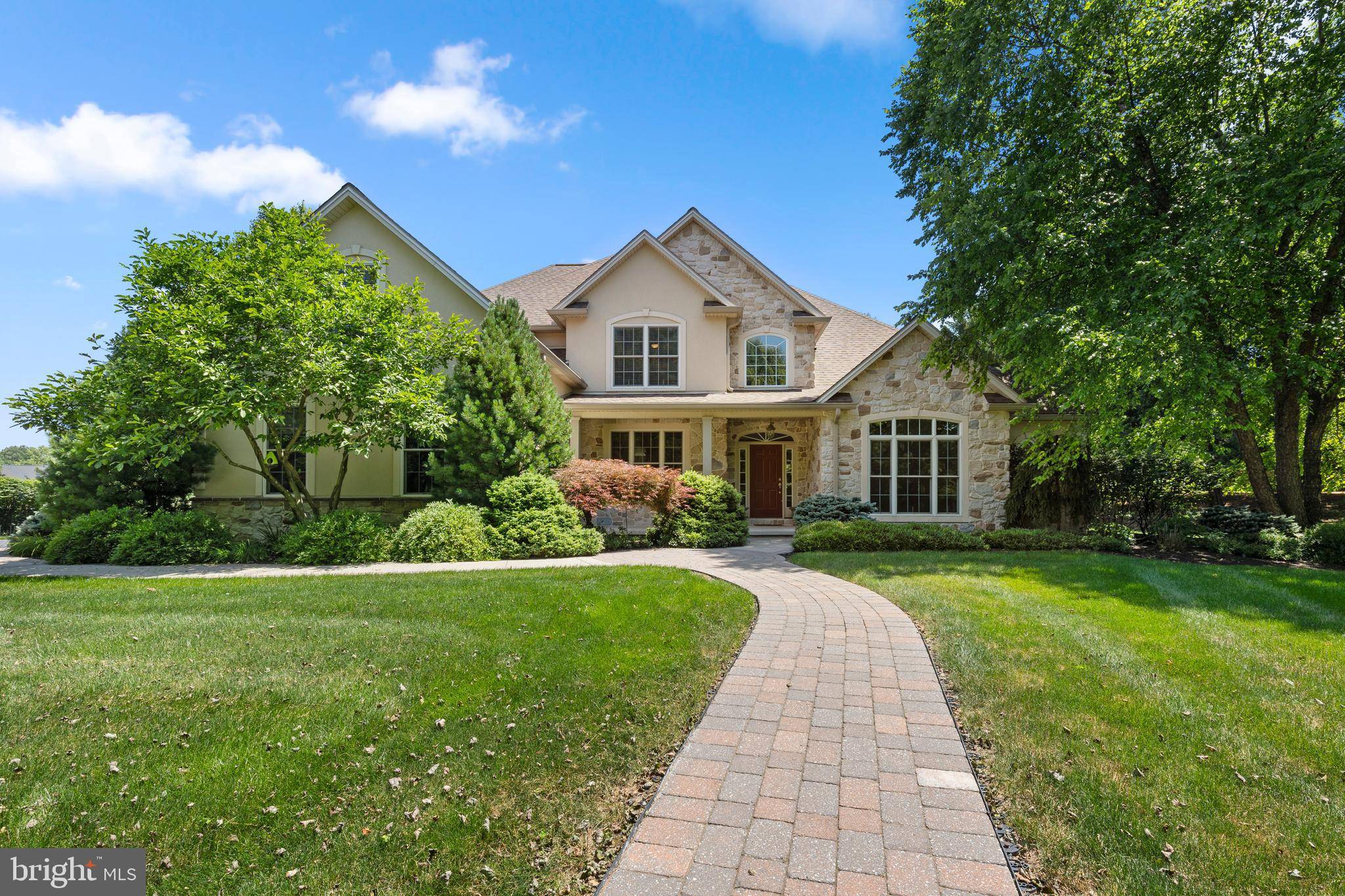 6269 RYECROFT DR, Harrisburg, PA 17111
