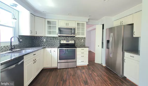 7810 MUNCASTER MILL RD, Gaithersburg, MD 20877