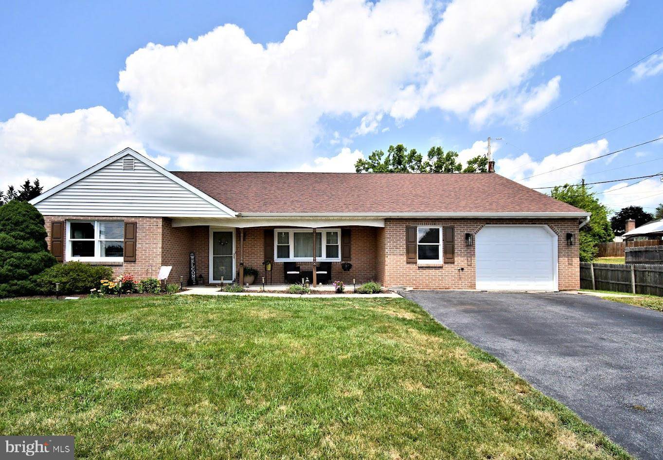 Douglassville, PA 19518,1 HEATHER CT