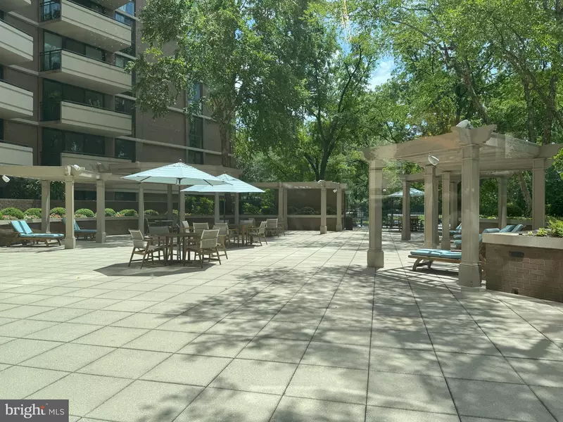 4620 N PARK AVE #805W, Chevy Chase, MD 20815