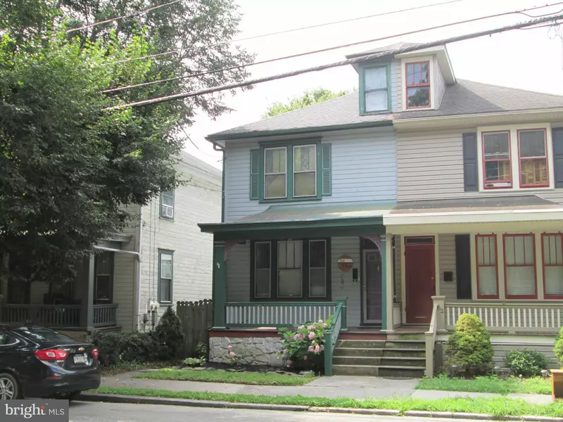 60 W WILLOW ST, Carlisle, PA 17013