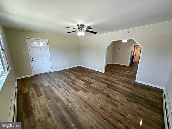 Deptford, NJ 08096,787 TACOMA BLVD