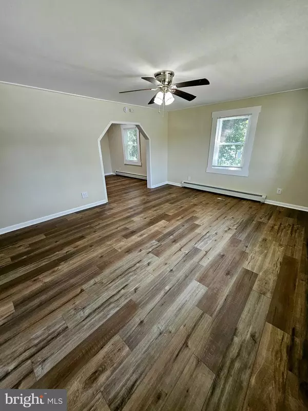 Deptford, NJ 08096,787 TACOMA BLVD