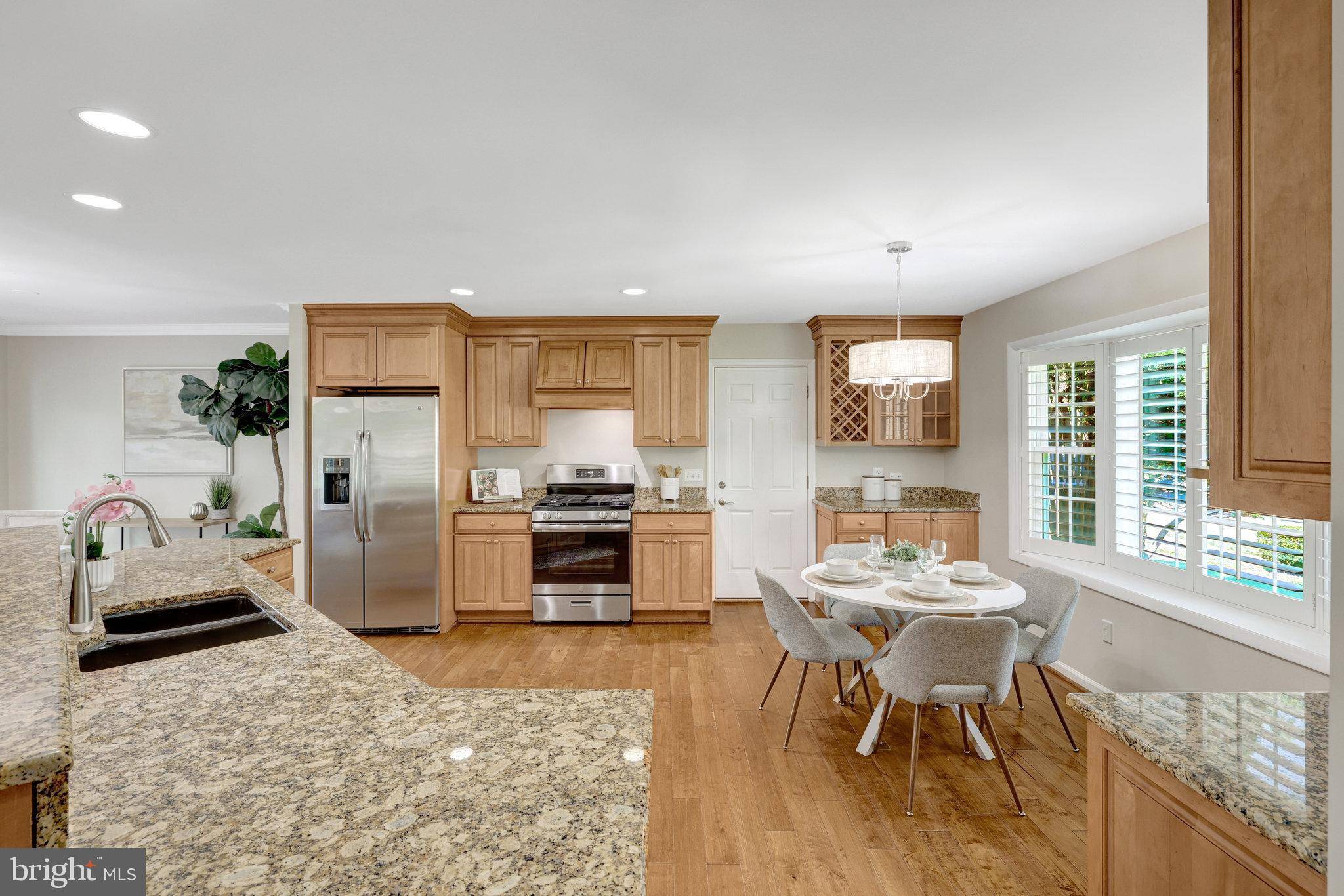 Vienna, VA 22182,9513 SCARAB ST