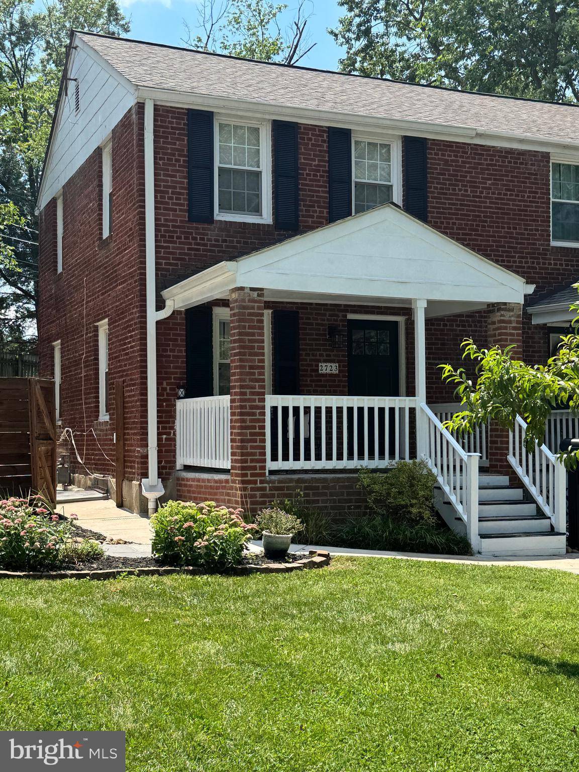 Alexandria, VA 22303,2723 FARNSWORTH DR