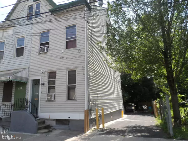Trenton, NJ 08618,135 FOUNTAIN AVE