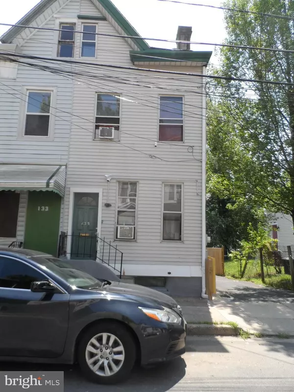 Trenton, NJ 08618,135 FOUNTAIN AVE