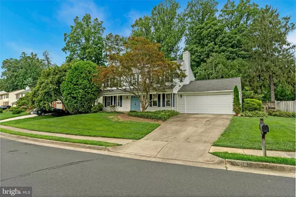 Burke, VA 22015,5216 DUNLEIGH DR