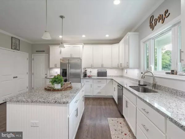 Middletown, VA 22645,7040 VALLEY PIKE