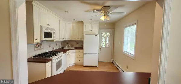 Abington, PA 19001,2143 STRATFORD AVE