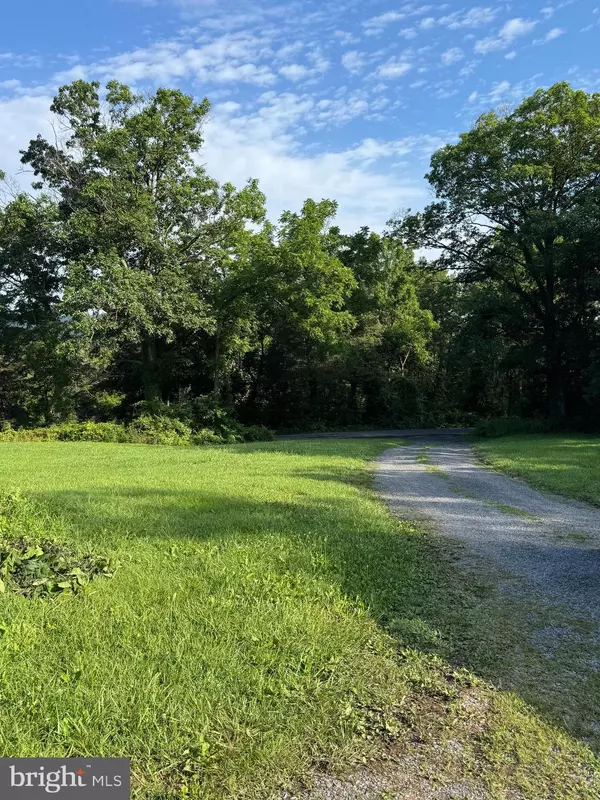 Mount Jackson, VA 22842,1822 PLEASANT VIEW RD