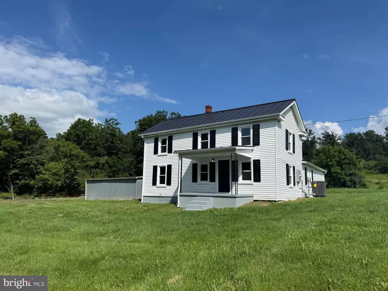 1822 PLEASANT VIEW RD, Mount Jackson, VA 22842