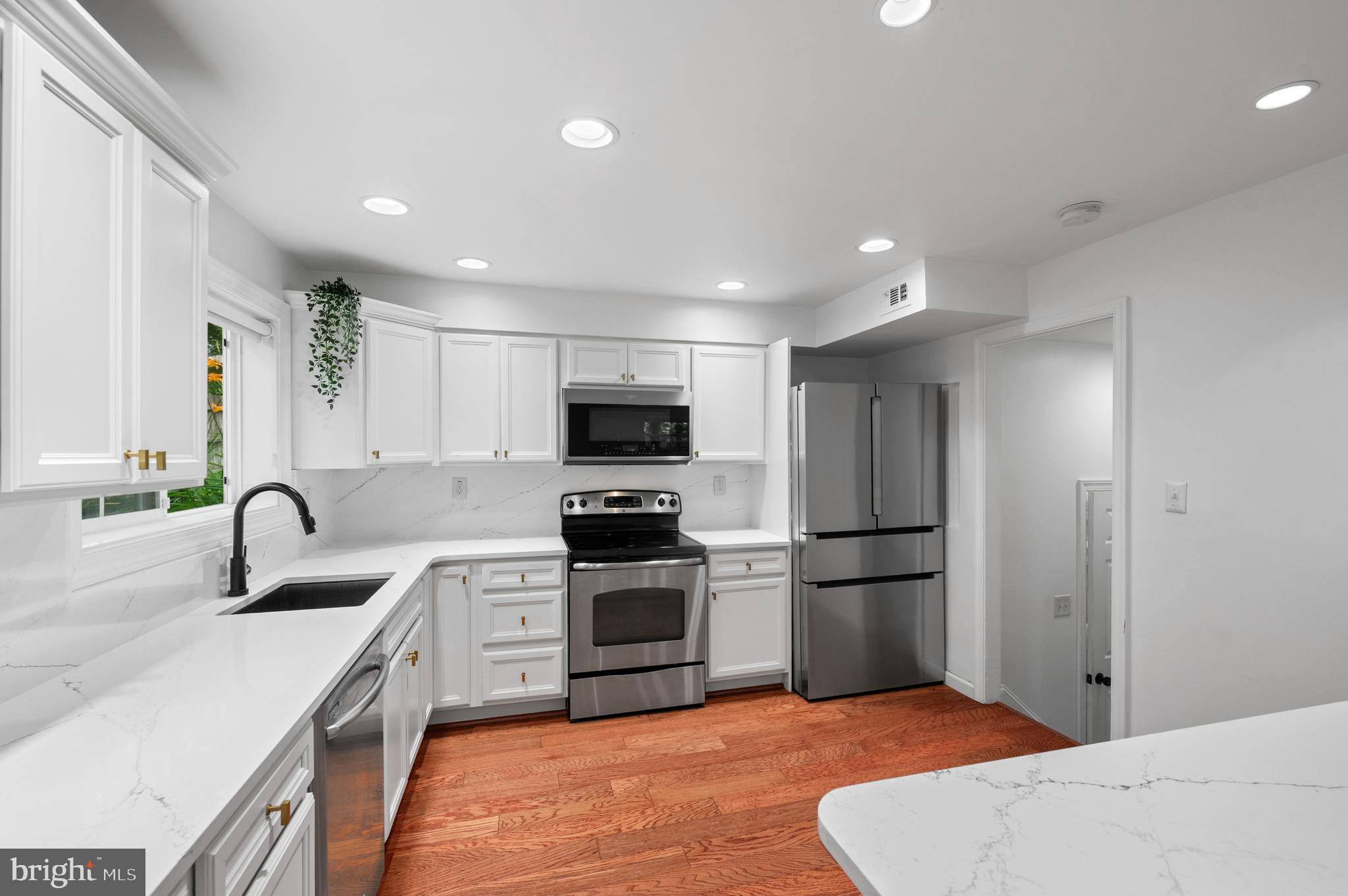 Wayne, PA 19087,307 HARBISON RD