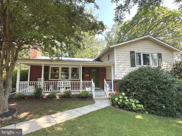 Fairfax, VA 22030,9726 SAINT ANDREWS DR