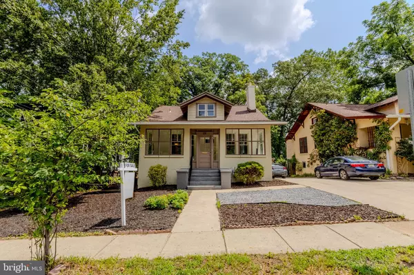 28 PHILADELPHIA AVE, Takoma Park, MD 20912