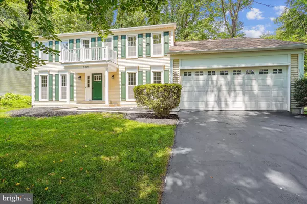 Burke, VA 22015,5816 OAK LEATHER DR