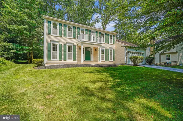 Burke, VA 22015,5816 OAK LEATHER DR