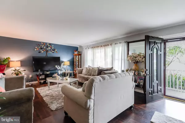Willingboro, NJ 08046,48 HANCOCK LN