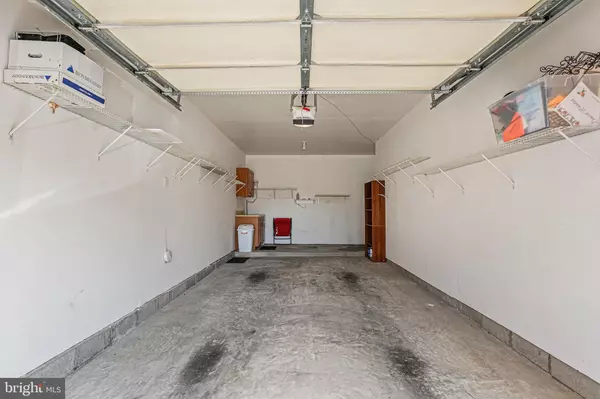 Odenton, MD 21113,8609 WINTERGREEN CT #105