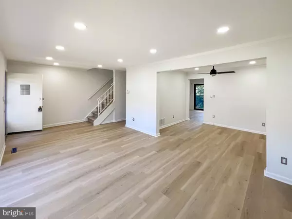 170 BENNINGTON DR, Hightstown, NJ 08520